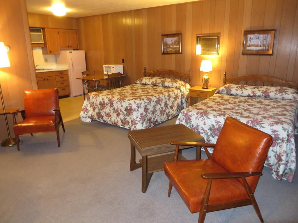 Travelers Inn Motel Eagle River Kamer foto