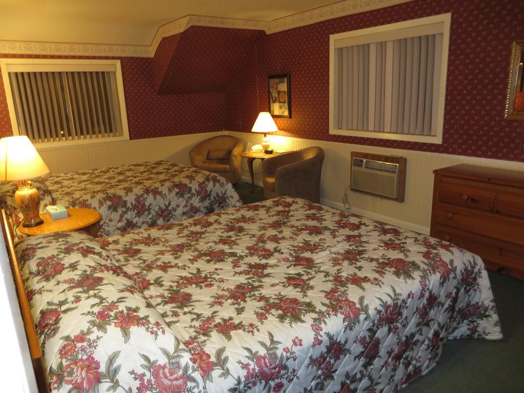 Travelers Inn Motel Eagle River Kamer foto